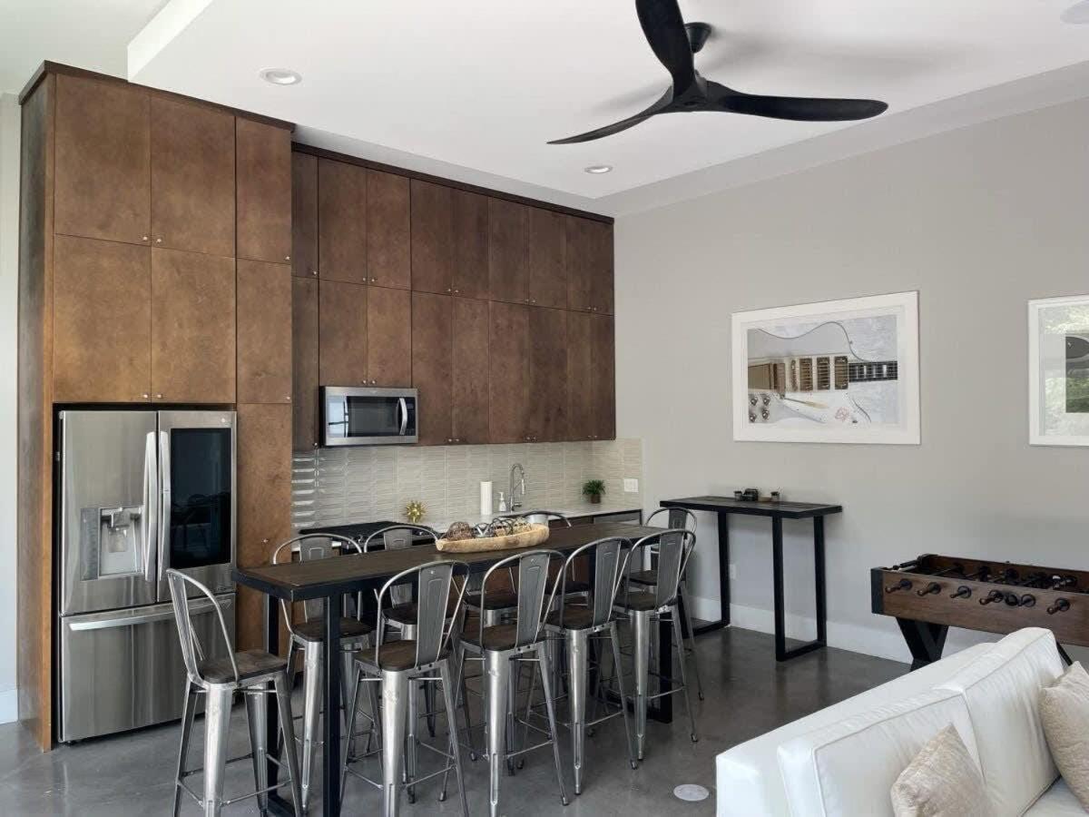 Modern 2-Home Oasis W Pool & Hot Tub In Dt オースティン エクステリア 写真