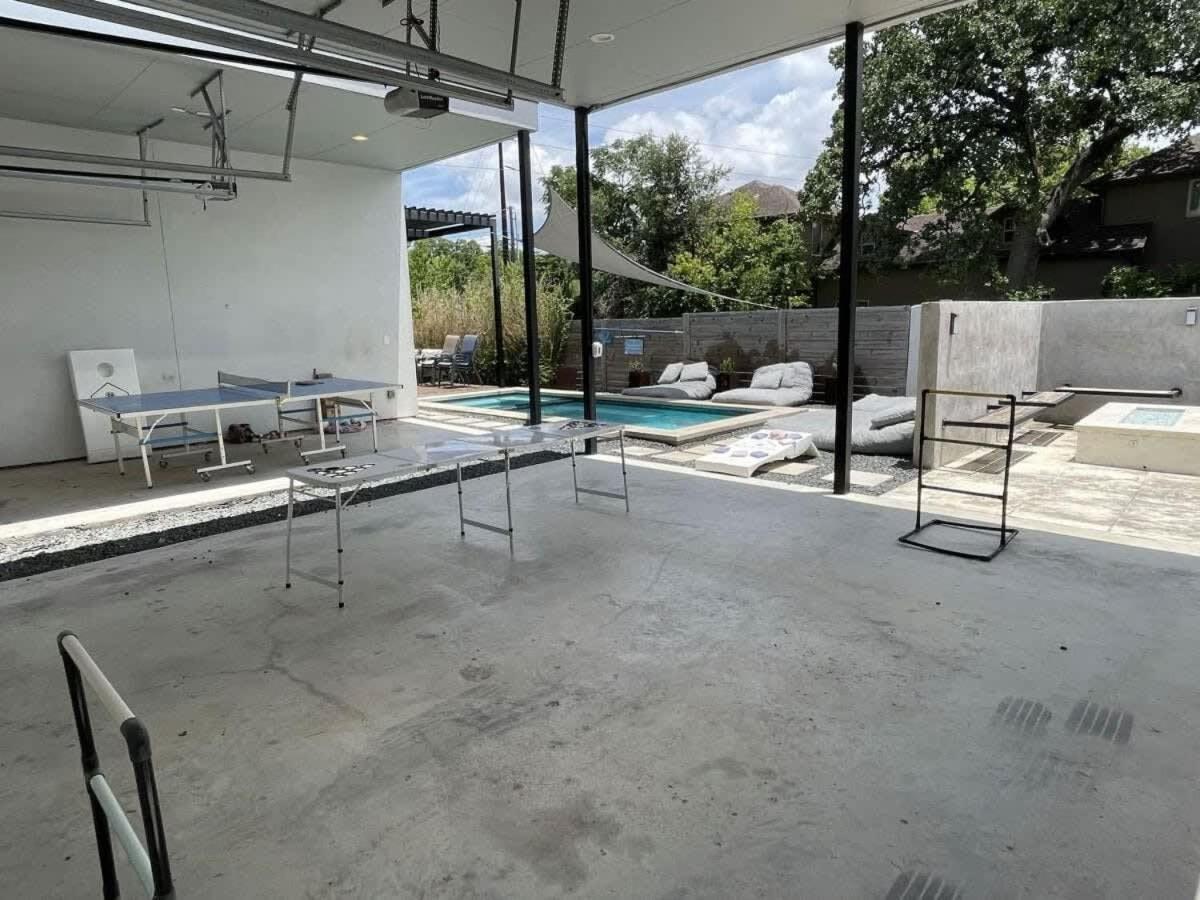 Modern 2-Home Oasis W Pool & Hot Tub In Dt オースティン エクステリア 写真