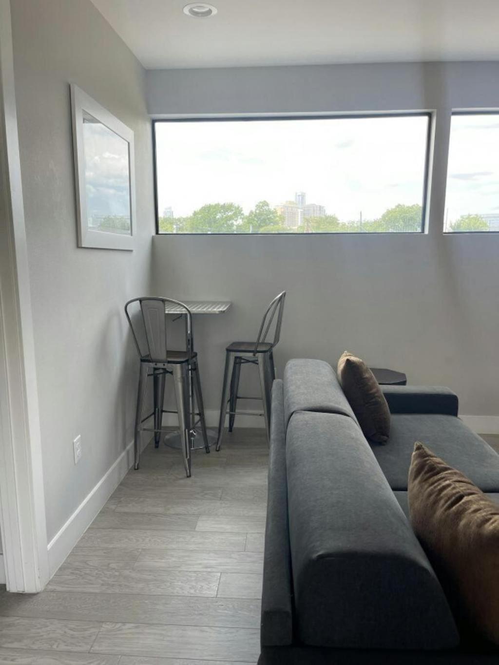 Modern 2-Home Oasis W Pool & Hot Tub In Dt オースティン エクステリア 写真