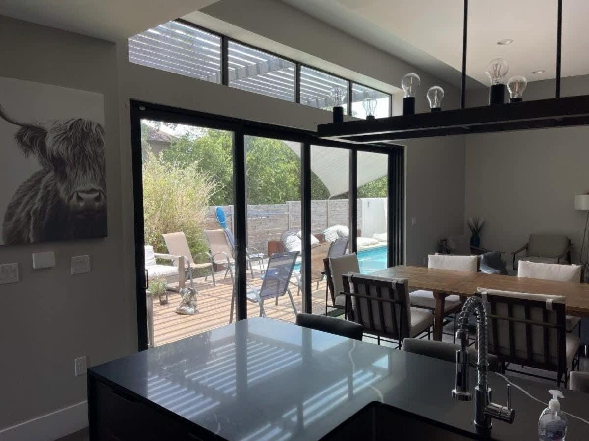 Modern 2-Home Oasis W Pool & Hot Tub In Dt オースティン エクステリア 写真